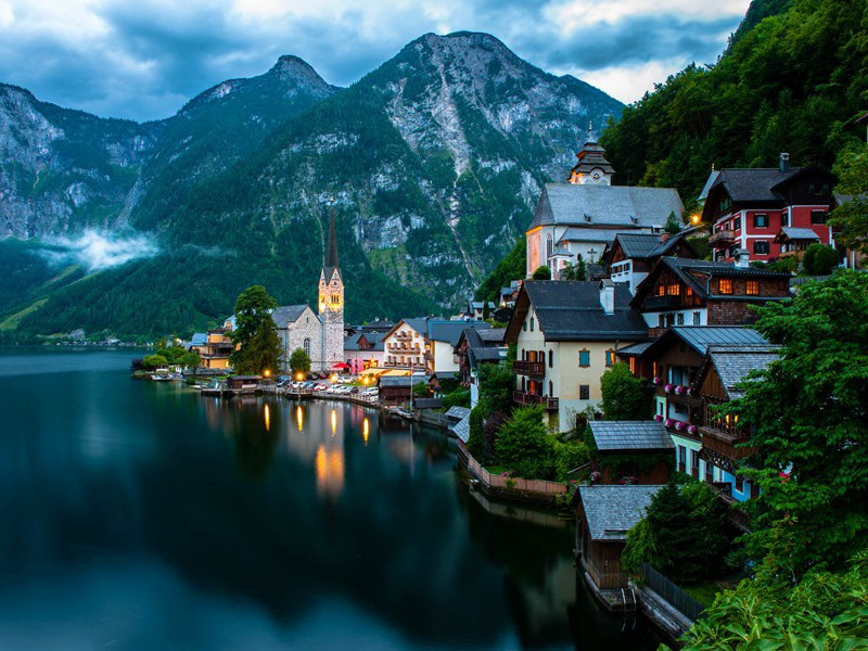 云安九日郑十八携酒陪诸公宴