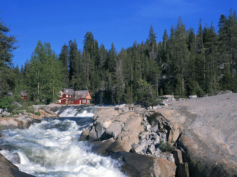 观公孙大娘弟子舞剑器行并序